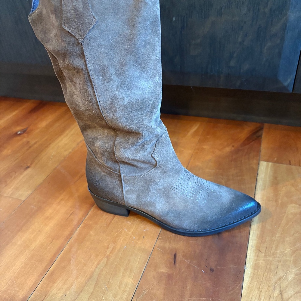 Light brown/tan suede cowboy boots